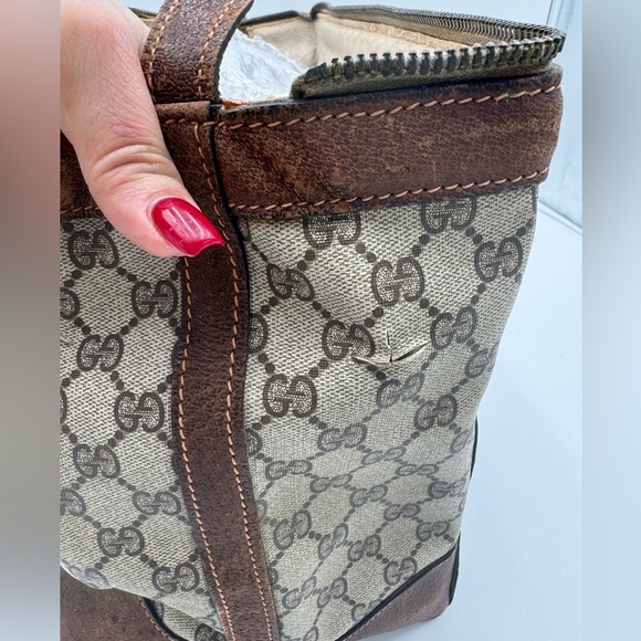 Authentic Vintage Gucci GG Monogram Supreme Sherry Web Doctor’s Travel Bag - Picture 12 of 14
